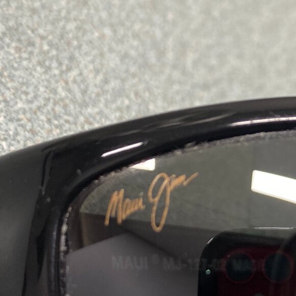 Maui Jim ONO #MJ 127-02 Black Sunglasses made in France main image 10